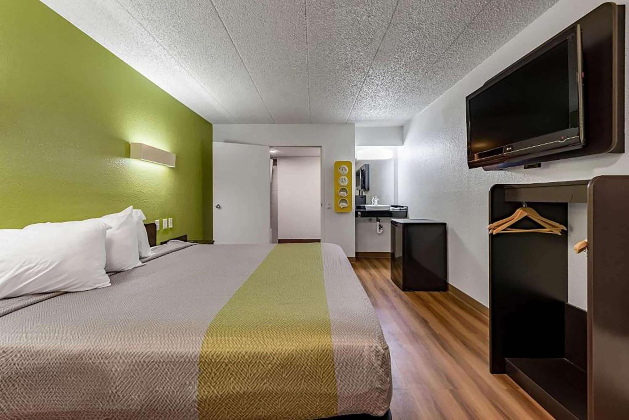 Hotel Days By Wyndham Cincinnati I-71