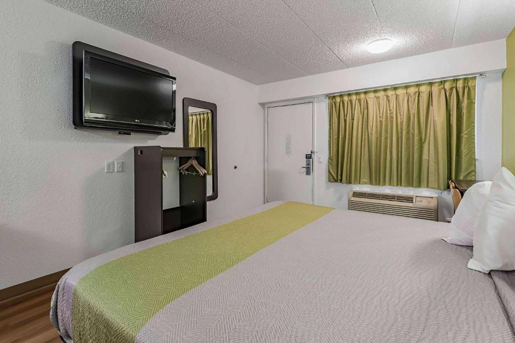 Days By Wyndham Cincinnati I-71 Hotel 2*