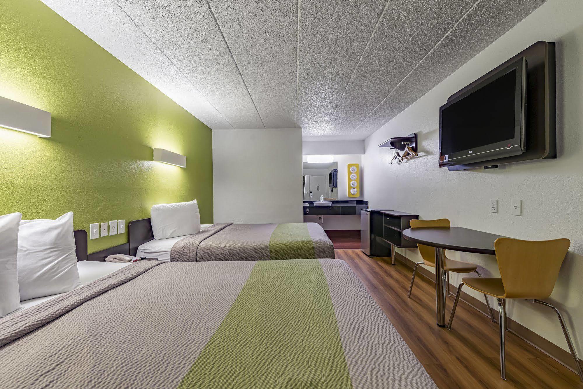 Hotel Days By Wyndham Cincinnati I-71