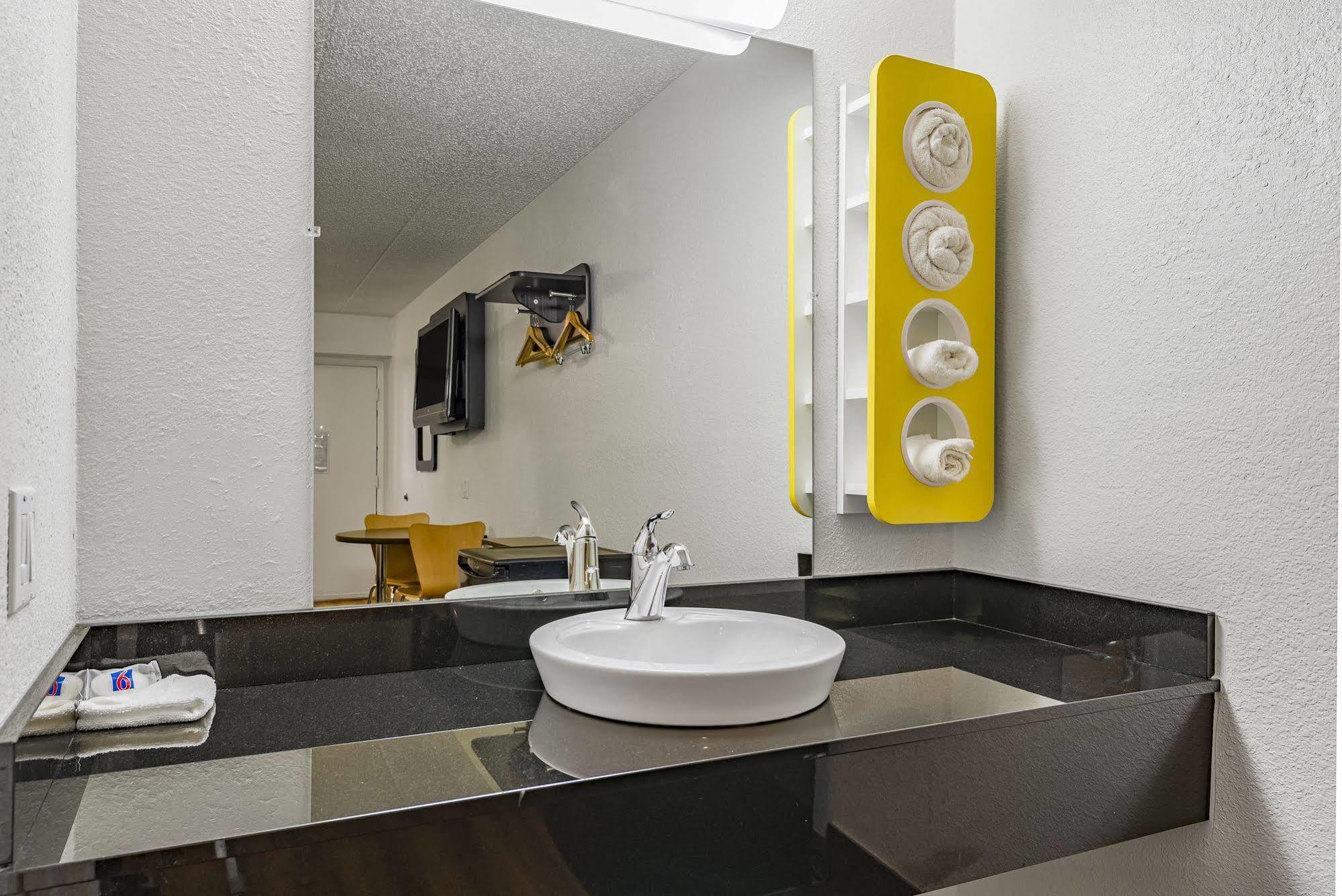 Hotel Days By Wyndham Cincinnati I-71